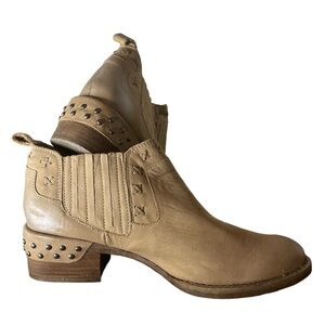 Naughty Monkey Miss M Ankle Boots